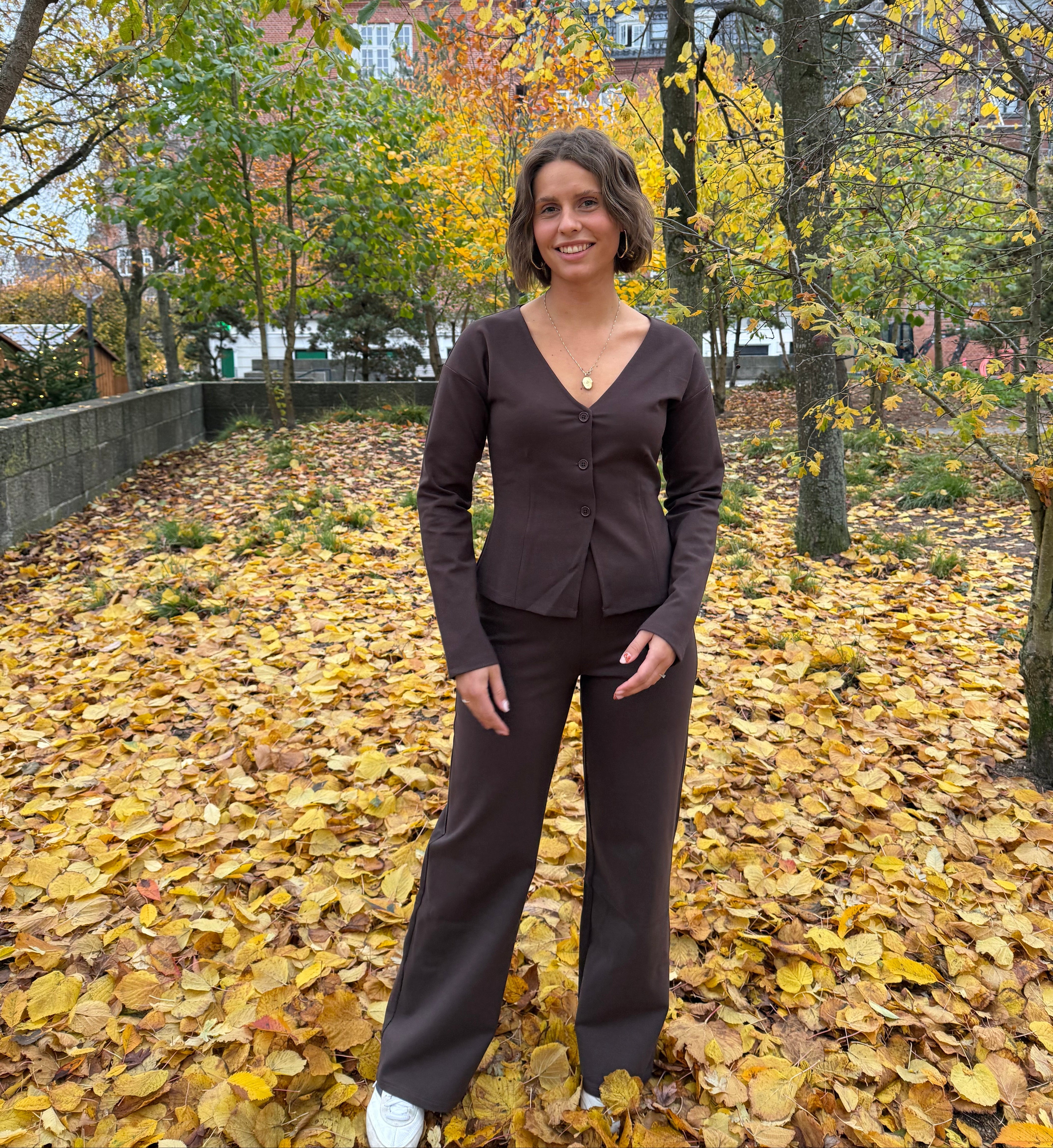 PCGUNHILD Trousers - Delicioso